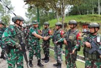 Pangdam I/BB Tinjau Latihan Proglatsiapops Satgas Pamtas Statis RI-PNG TA 2025