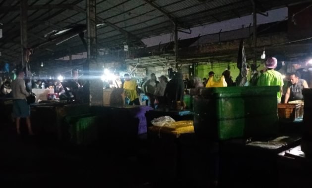 Nyaris Kebakaran, Arus Listrik Pasar Ikan Cemara Asri Diduga Meledak, Suasana Pasar Mendadak Berbeda