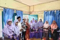 Istri Wagub Bersama PW Salimah Aceh dan Laznas Yakesma Santuni 42 Keluarga Tunanetra