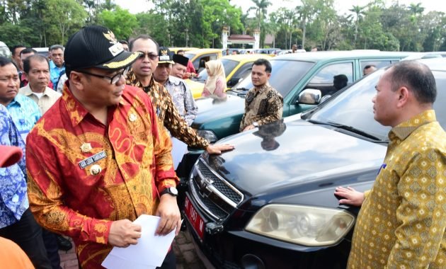 Bupati Deli Serdang Tarik Kendaraan Dinas Eselon IV, Efisiensi Rp3,2 Miliar per Tahun! Lantas Apa Solusinya?