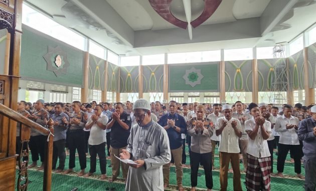 Polda Aceh Gelar Salat Gaib untuk Personel yang Gugur dalam Tugas di Way Kanan
