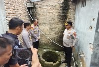 Viral! Mayat Wanita Dibuang ke Sumur, Pelaku Ternyata Kekasih Sendiri, Polisi Ungkap Motifnya!