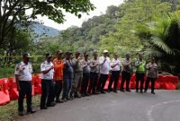 Cegah Kecelakaan Berulang, Dishub Sumut Pasang Water Barrier dan Rumbles Strip