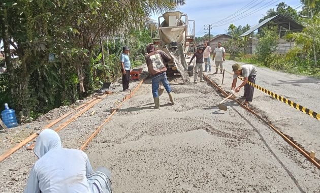PUPR Aceh Barat Perbaiki Jalan Berlubang Mulai Gampong Pungki Hingga Simpang Kisaran