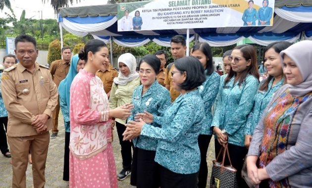 Kahiyang Ayu Pastikan Kegiatan Layanan Posyandu Berjalan Baik 