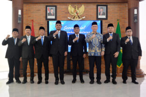 Serahkan SK Pengawas Perumda Tirtanadi, Gubernur Sumut Bobby Nasution Minta Optimalkan Layanan