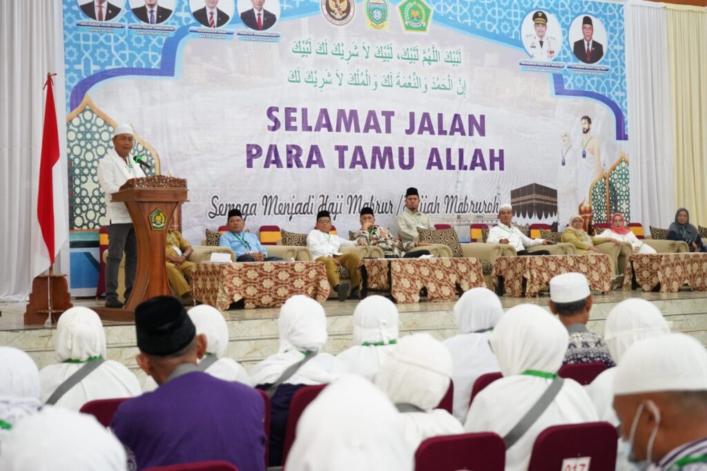 IMG-20250506-WA0005-1024x682 Petugas Haji Diminta Fokus Layani Jemaah