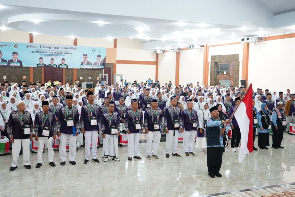 IMG-20250511-WA0010-1024x682 360 Jemaah Calhaj Kloter 9 Embarkasi Medan Diberangkatkan ke Tanah Suci