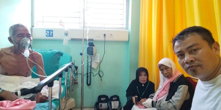 Technical Landing, Jemaah Haji Embarkasi Solo Dirawat di RSUD Amri Tambunan