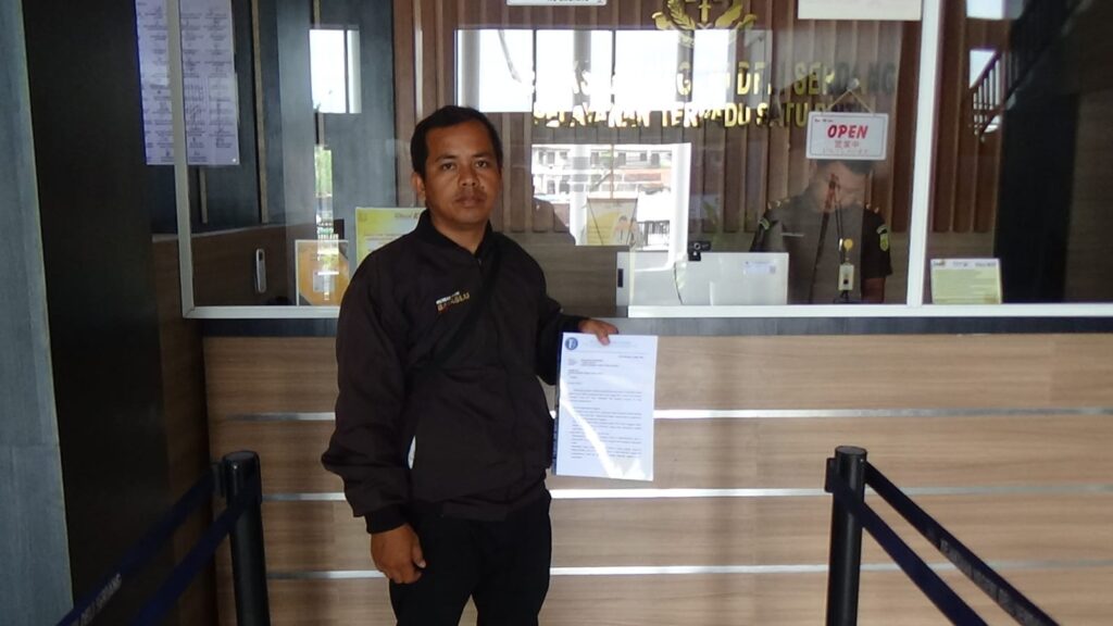 IMG-20250520-WA0028-1024x576 Warga Resmi Laporkan Kepala Desa Cinta Rakyat