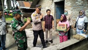 ‎Gerak Cepat Polres Sergai Bantu 14 Korban Angin Puting Beliung di Dua Kecamatan