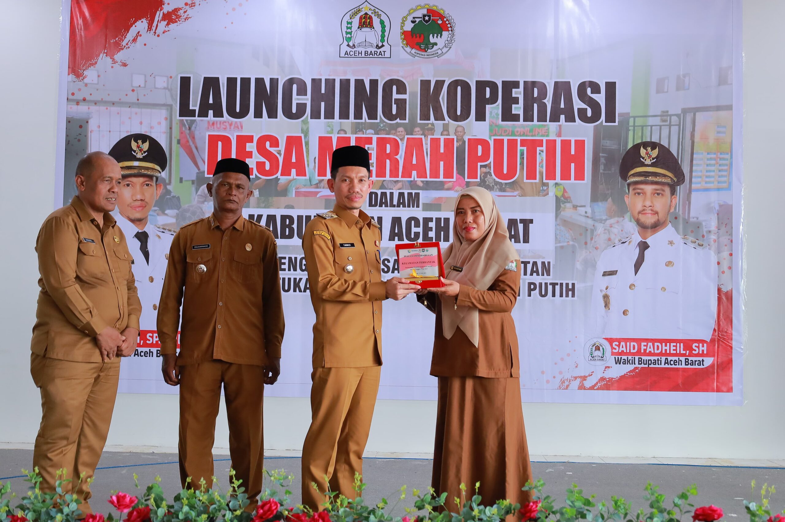 IMG-20250527-WA0066-scaled Loucing KMP: Bupati Aceh Barat Apresiasi Gampong Sukses Membentuk Koperasi Merah Putih