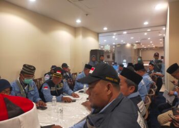 Ketua Kloter 09 KNO Lakukan Koordinasi dengan Kepala Sektor 7 Makkah Jelang Armuzna