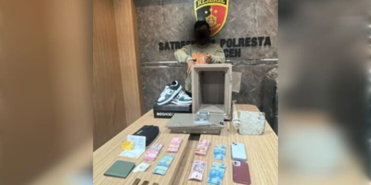 Beli iPhone dan Motor dari Hasil Curi Emas, Pemuda ini Ditangkap Saat Checkout Hotel di Banda Aceh