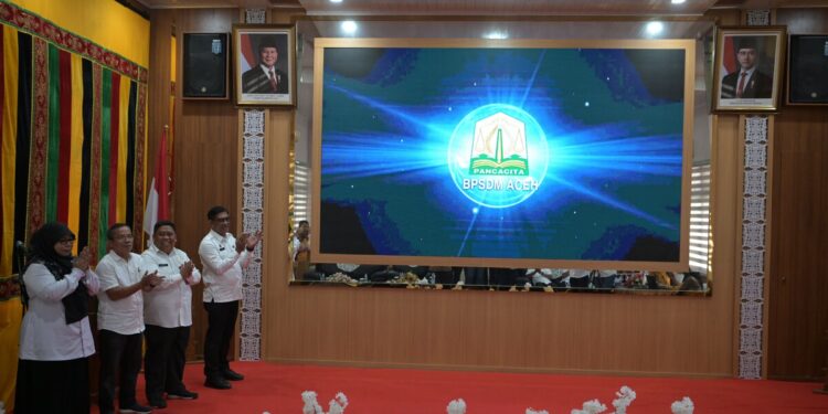 Gubernur Aceh Luncurkan Aplikasi SIKULA, Dorong Digitalisasi Pengelolaan Tugas Belajar ASN