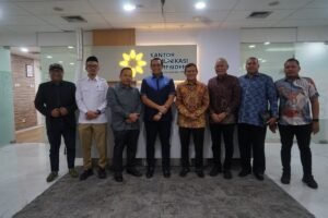 Bertemu Kepala Kantor Komunikasi Kepresidenan, Wagub Aceh Dorong Percepatan Revisi UUPA