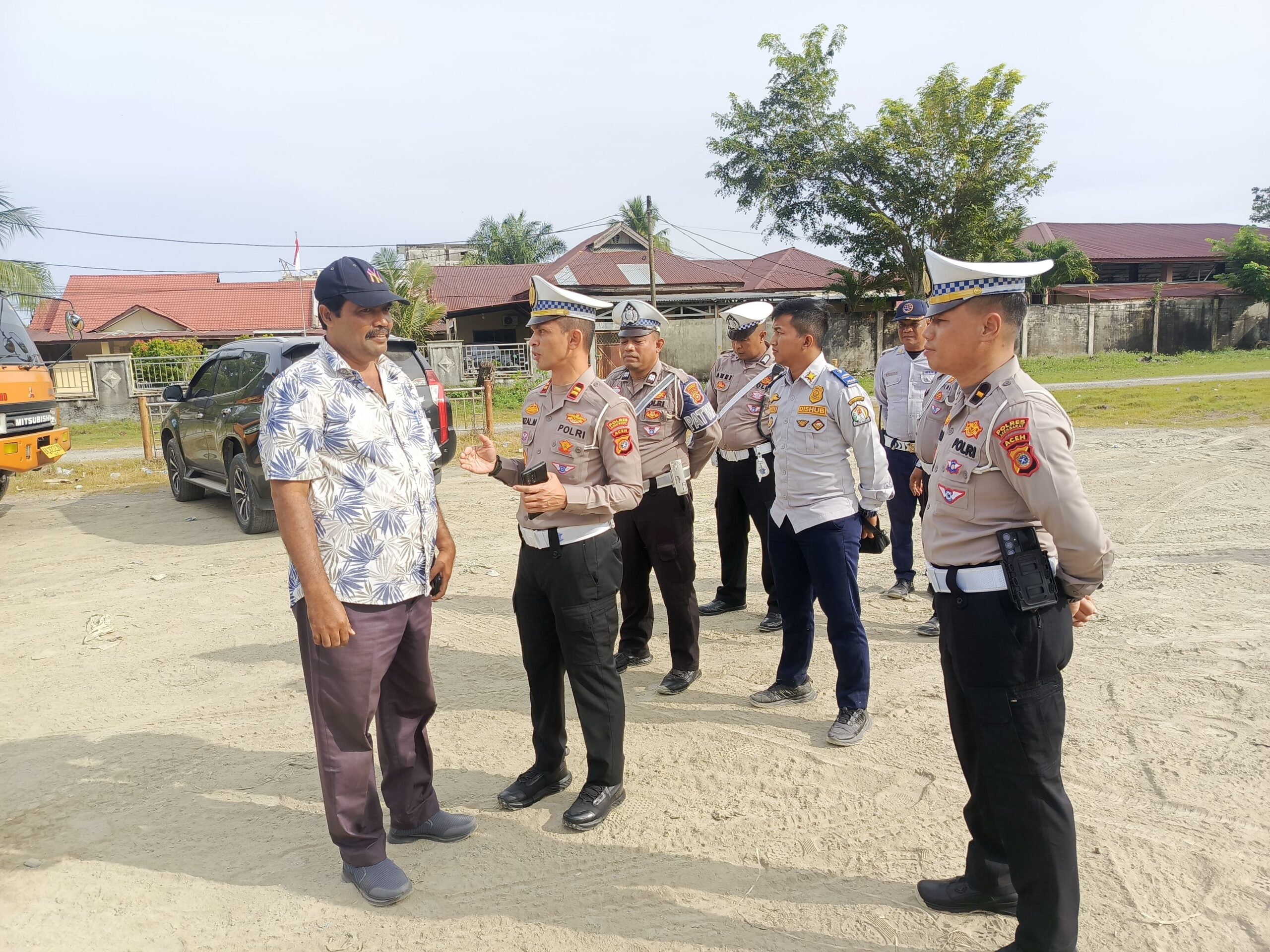 IMG-20250603-WA0056-scaled Sinergitas Satlantas Aceh Barat dan Jasa Raharja: Sosialisasi, Pengecekan dan Kendaraan Overload dan Overdimensi di Meulaboh
