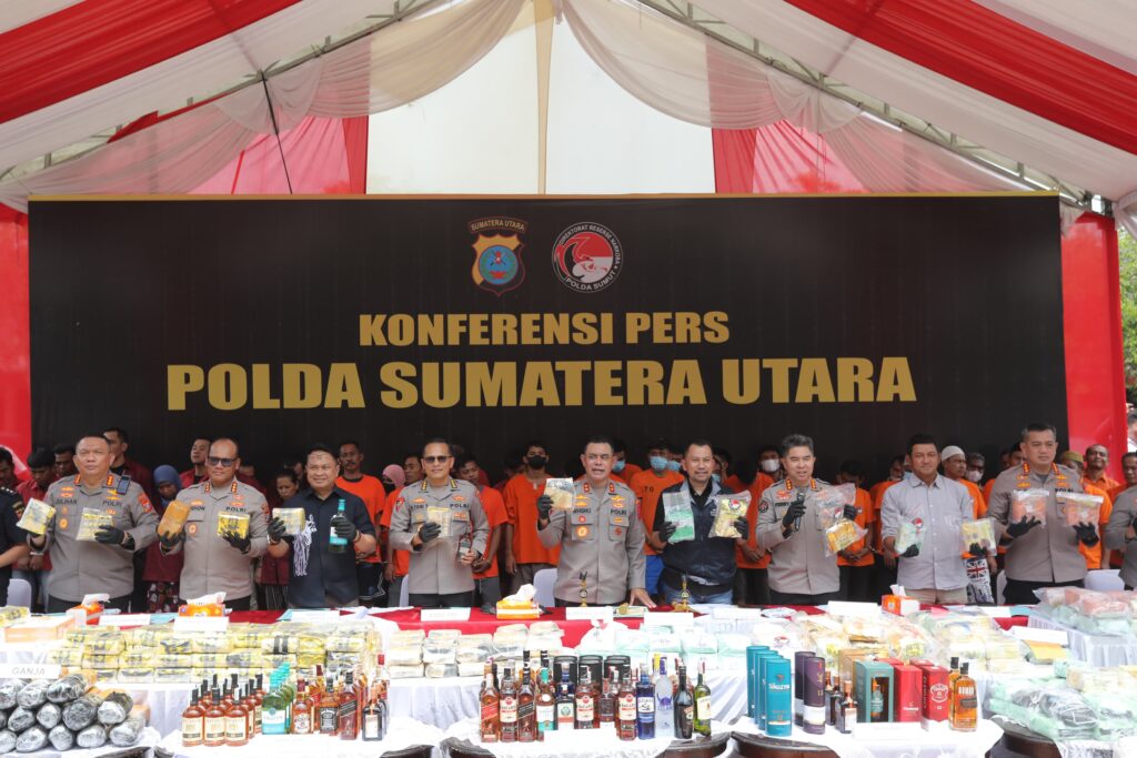 IMG-20250603-WA0296-1024x683 Aksi Masif Polda Sumut Berantas Narkoba, 2.373 Kasus Terungkap Sejak Awal 2025
