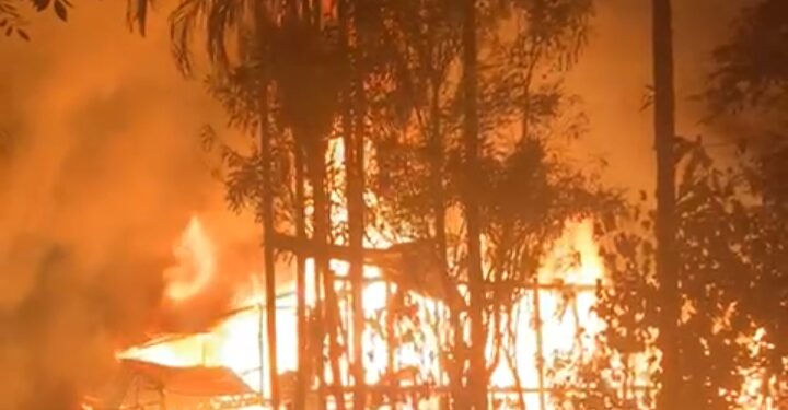 Kebakaran Hebat Landa Lima Rumah Warga di Nagan Raya