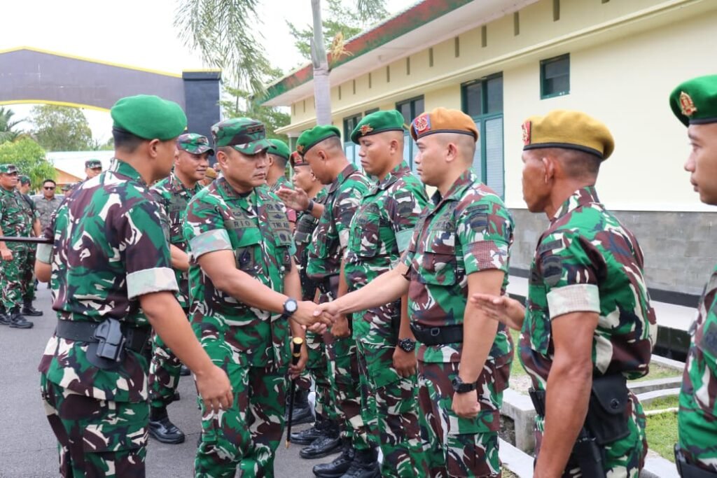 Pangdam I/BB Kunjungi Yonkomposit 1/Gardapati