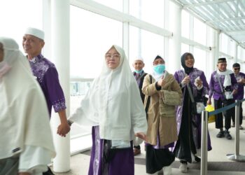 PPIH Debarkasi Medan Dampingi Jemaah Haji Kloter 12 JKS