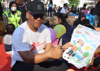 Meriahnya Semarak Pelayanan Polri di CFD Medan, Kombes Gidion Tunjukkan Karya Anak Medan