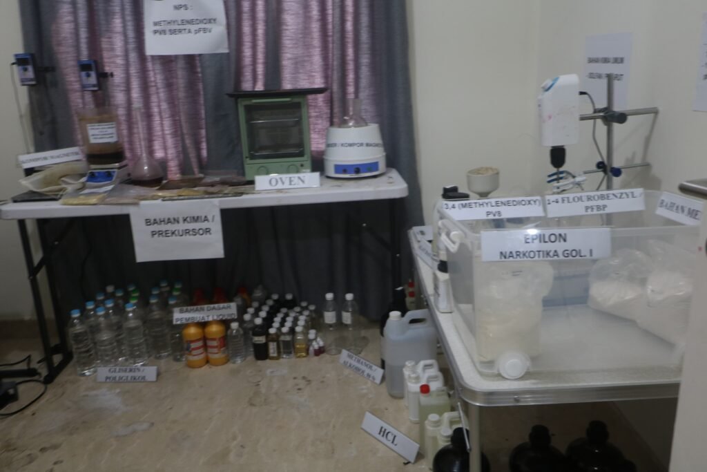 Pabrik Liquid Vape Mengandung Narkotika Senilai Rp300 Miliar Terbongkar