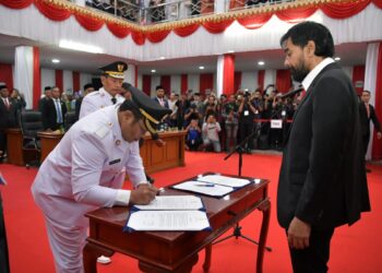 Lantik Wali Kota dan Wakil Wali Kota Sabang, Gubernur Aceh Dorong Pengembangan Kawasan Pelabuhan dan Perdagangan