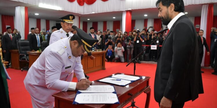 Lantik Wali Kota dan Wakil Wali Kota Sabang, Gubernur Aceh Dorong Pengembangan Kawasan Pelabuhan dan Perdagangan