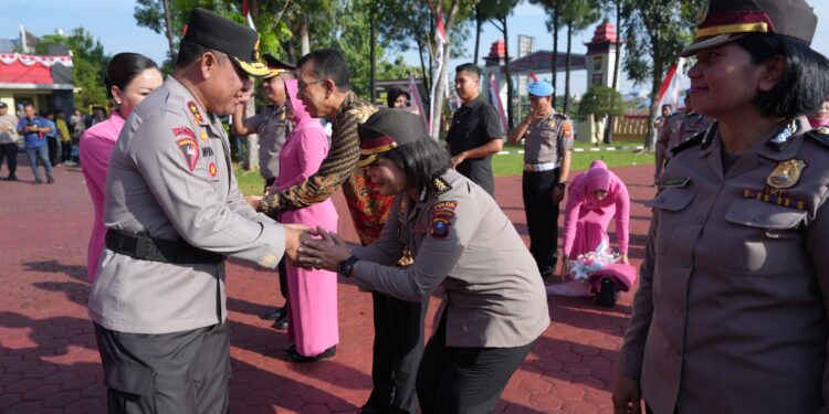 Kapolda Sumut Pimpin Upacara Kenaikan Pangkat Personel