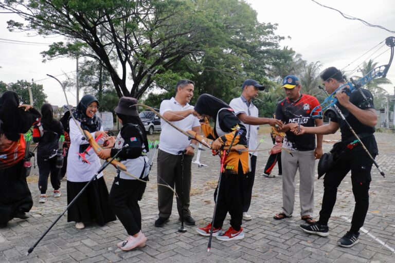 IMG-20250702-WA0119-768x512-1 Panahan Aceh Barat Siap Berlaga di Ajang Pra PORA 2025 di Banda Aceh