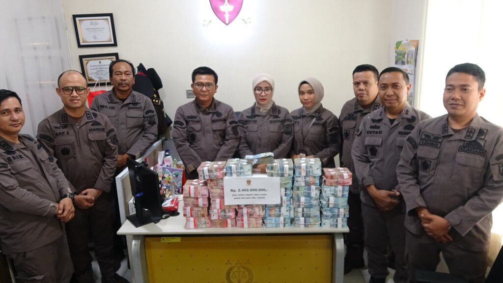 IMG-20250703-WA0030-1024x576 Kejati Sumut Kembali Terima Penitipan Uang Kerugian Keuangan Negara Rp2,4 M