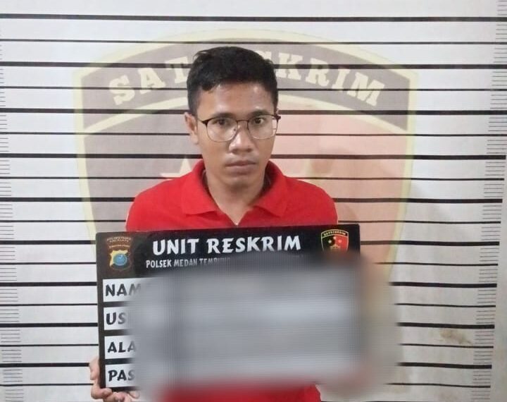 Viral Kutip Dua Ribu Warga Duduk Di Bundaran MMTC Diamankan