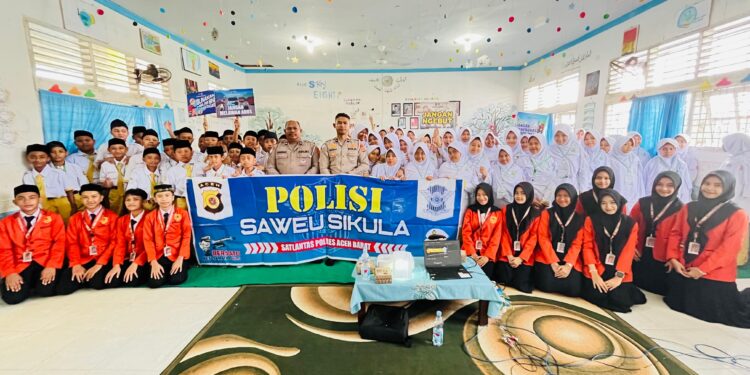 Satlantas Aceh Barat Saweu Sikula: Lakukan Penyuluhan Tentang Tertib Berlalulintas 