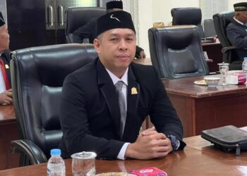 Desak Pemkab Simeulue dan Pemprov Aceh Serius Tangani Jalan Rusak