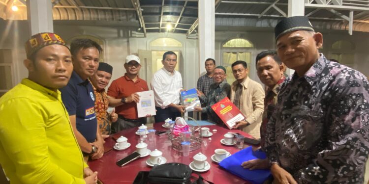 Bupati Simeulue Dorong Panitia KKSB Tuntaskan Kesiapan Pemekaran Selaut Besar: Ada Kendala, Segera Laporkan