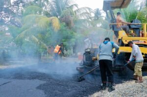Pemda Aceh Barat Lanjutkan Pengaspalan Jalan Marek–Pasi Jambu sebagai Jalur Mitigasi Bencana