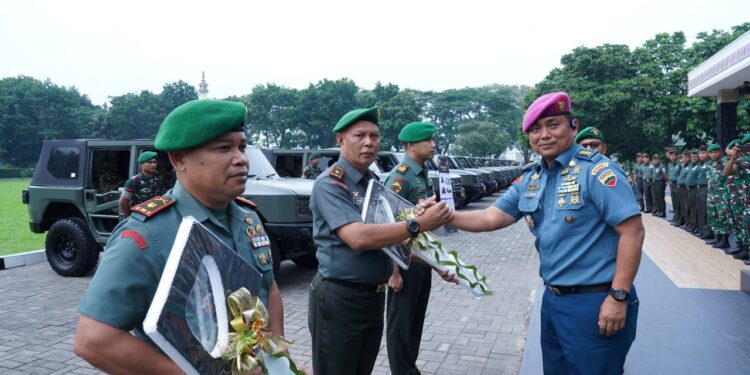 Irdam I/BB Serahkan Secara Simbolis 62 Unit Ransus Maung Garuda ke Satuan Jajaran Kodam I/ BB