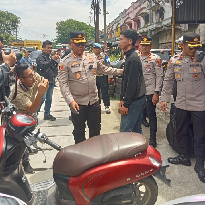 Screenshot_20250729_203821_Gallery Polsek Sunggal Tangkap Komplotan Begal Sadis yang Kerap Beraksi di Medan-Binjai, 5 Orang Positif Narkoba