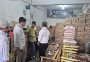 Antisipasi Praktik Beras Oplosan di Banda Aceh, Polresta dan Bulog Lakukan Sidak Pasar