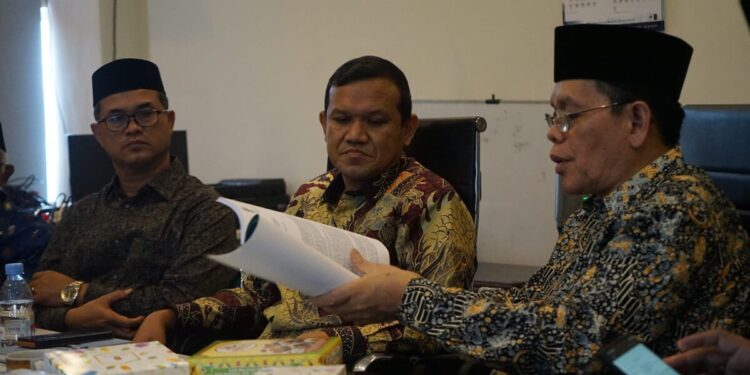Wakil Gubernur Aceh Temui Sekjen MUI, Bahas Status Tanah Wakaf Blang Padang