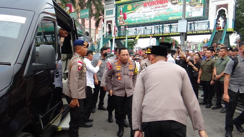 Kapolri Minta Maaf Mobil Rantis Lindas Ojol saat Demo Hingga Tewas