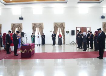 Elinasari Nasutio dan Khairul Azman Dilantik Bupati Deli Serdang Sebagai Kadis