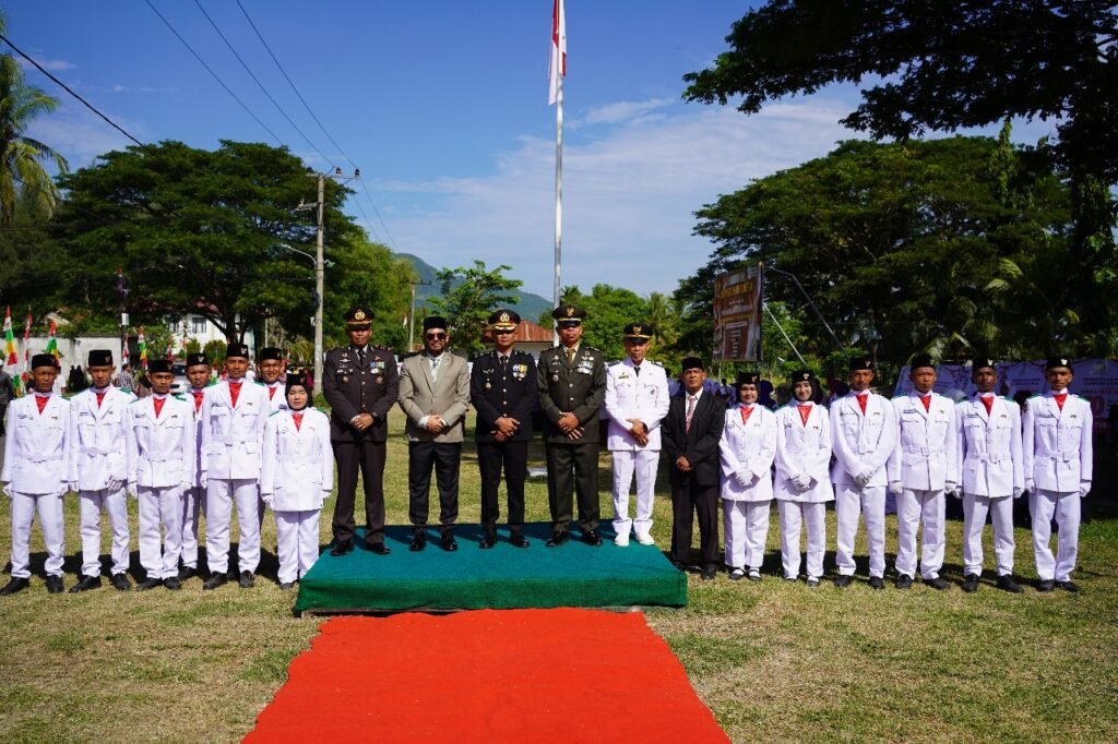 Upacara Bendera HUT Ke-80 RI di Simpang Tiga Aceh Besar Sukses, Nasir Djamil jadi Inspektur