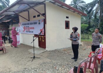 Polres Palas Serahkan Kunci Program Bedah Rumah Dalam Rangka HUT Bhayangkara Ke-79