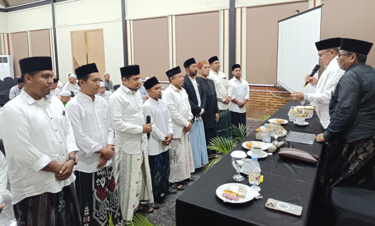IMG-20250824-WA0042 Abu Mudi Kukuhkan Pengurus Tastafi Aceh Barat, Tgk. H. Surianto Sudirman, Terpilih sebagai Ketua