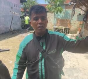 Driver Ojol  Luka Ditikam Begal Disiang Bolong di Pancing Medan Tembung