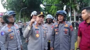 Kapolda Sumut Bubarkan Aksi Demo Anarkis Aliansi Mahasiswa di Medan 
