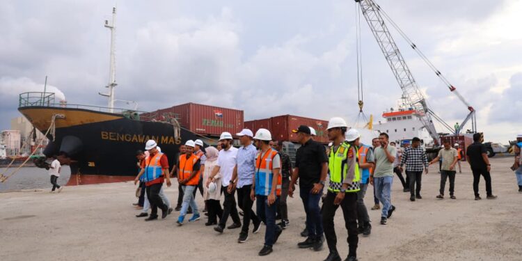 Pastikan Rencana Penyeberangan Aceh-Penang, Mualem Tinjau Pelabuhan Krueng Geukueh