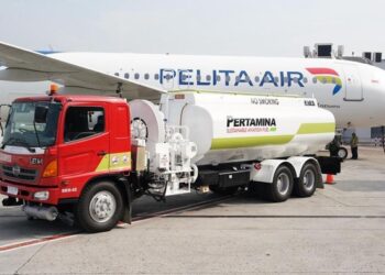 Pertama di Indonesia, Minyak Jelantah Jadi Bahan Bakar Pesawat Terbang